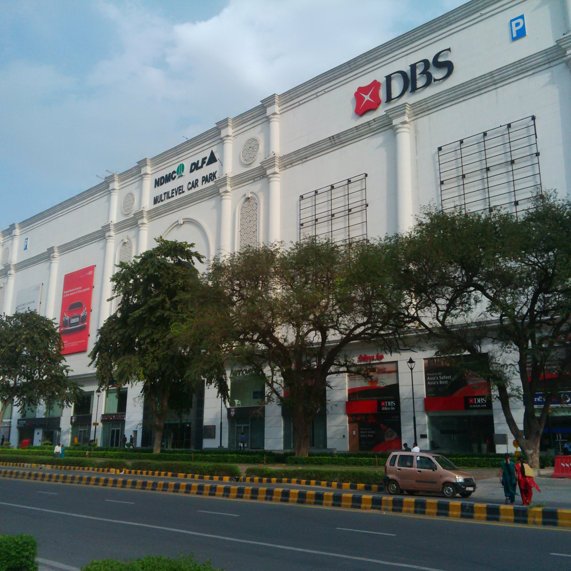 DLF CAPITOL || Broki